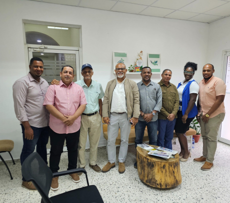 Centro de Sostenibilidad Socioambiental de Loyola realiza encuentro con Comisión de Desarrollo del barrio Las Flores